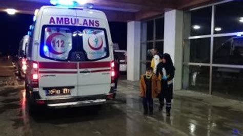 K­a­r­a­m­a­n­’­d­a­ ­t­r­a­f­i­k­ ­k­a­z­a­s­ı­:­ ­3­’­ü­ ­ç­o­c­u­k­ ­6­ ­y­a­r­a­l­ı­